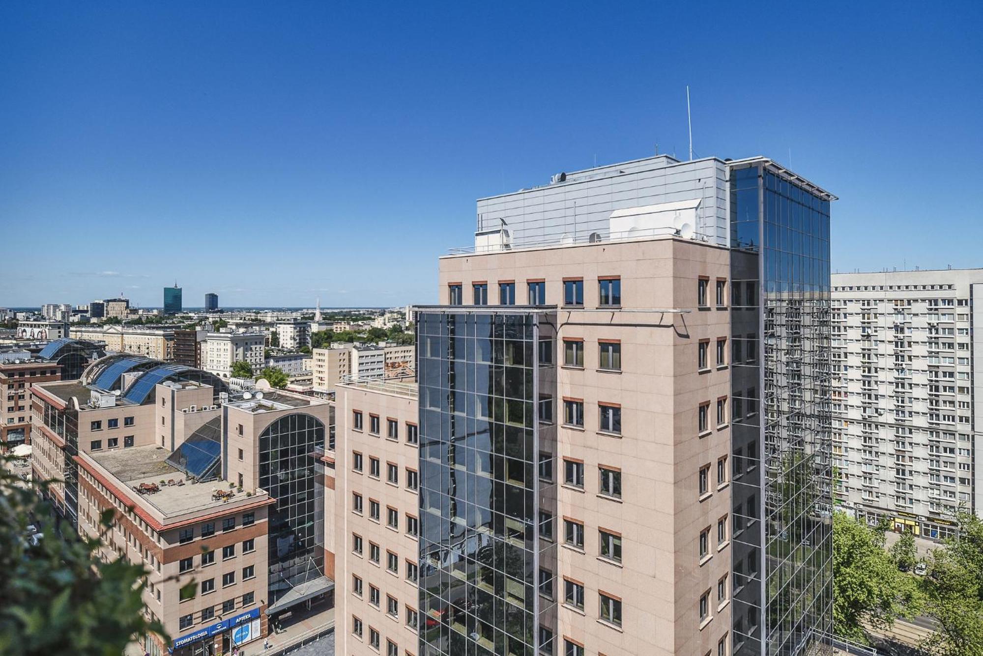 Apartment Charming Air-conditioned 950 M From Station, Bedroom & Separate Living *